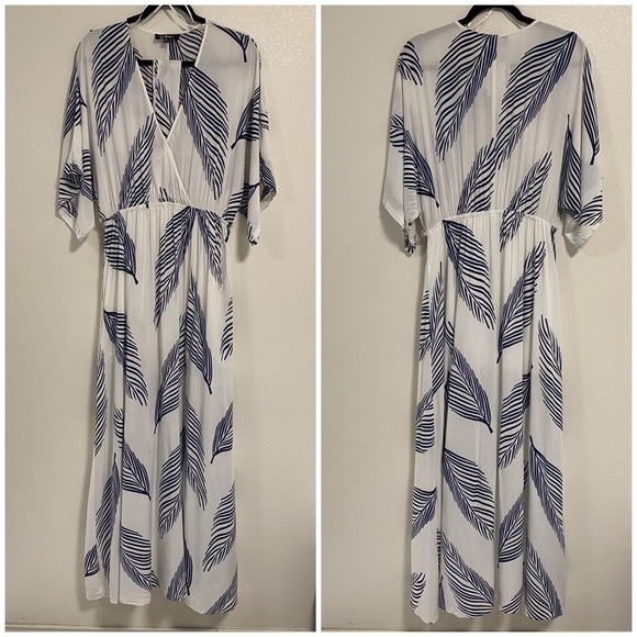 Lulus Dress Women’s Size Medium Sign of the Times Blue Leaf Print Maxi Dress - Picture 1 of 15